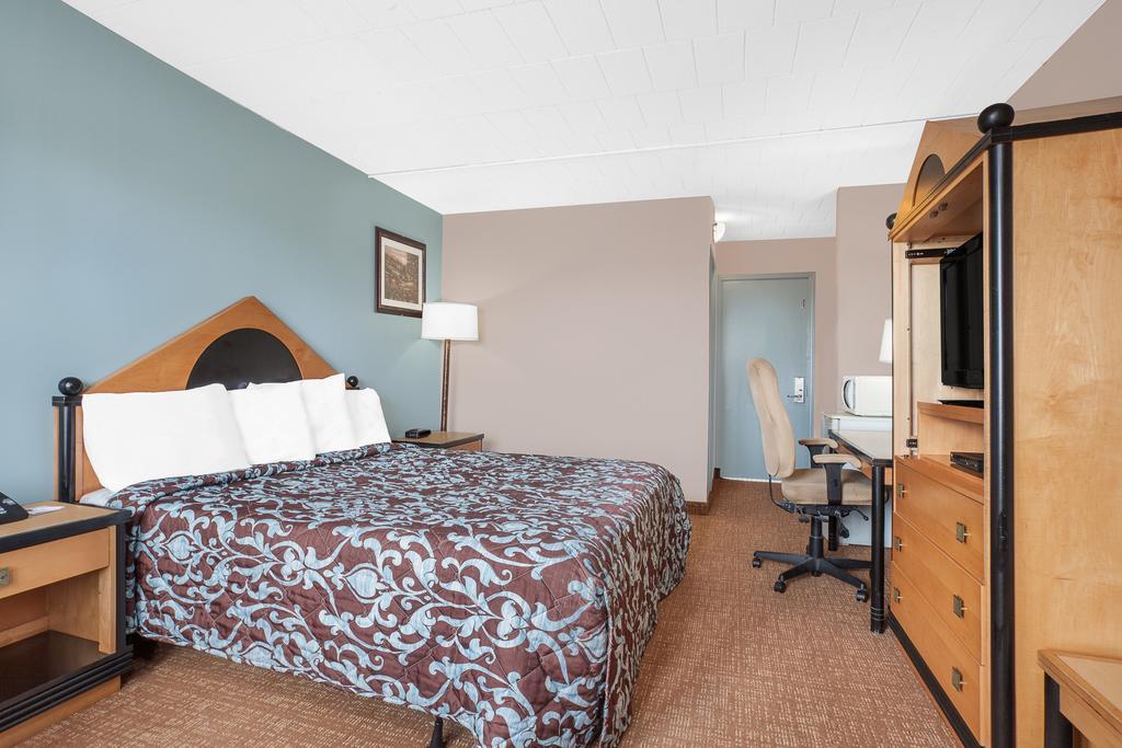 Belmont Inn Sudbury Eksteriør billede